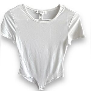 Women’s cream white short sleeve body suit